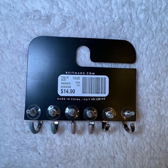 Reitmans - Pack of Small Earrings - Picture 3 of 3